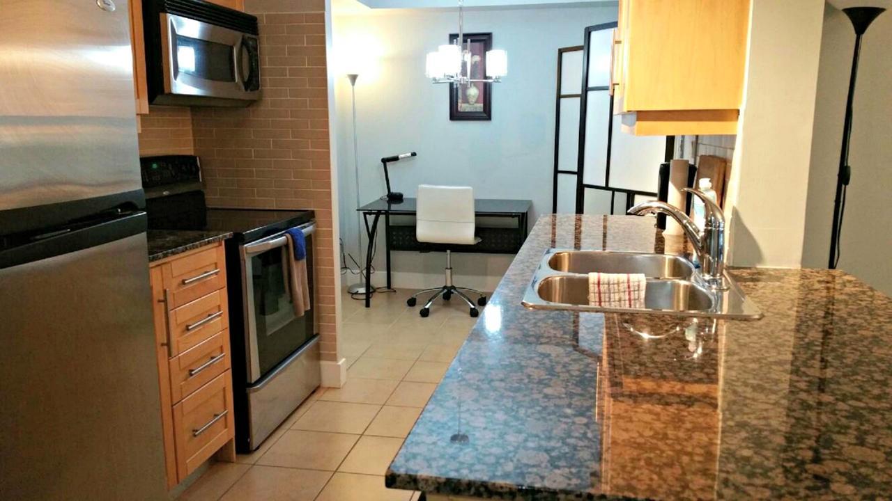 Apartamento Blue Jays Aparment Toronto Exterior foto